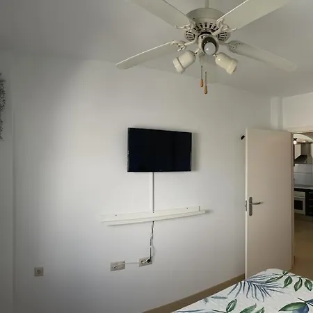 Only Sun Apartment *